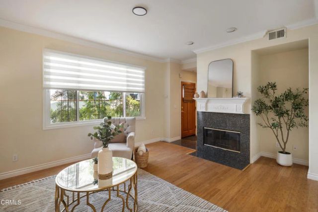322 Alpine Street 2, Pasadena, CA 91106