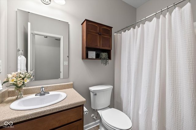 381 Dylan Drive, Avon, IN 46123
