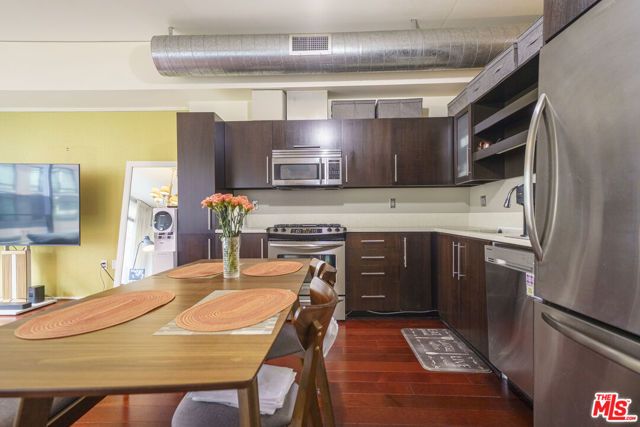 1100 S Hope Street 805, Los Angeles, CA 90015