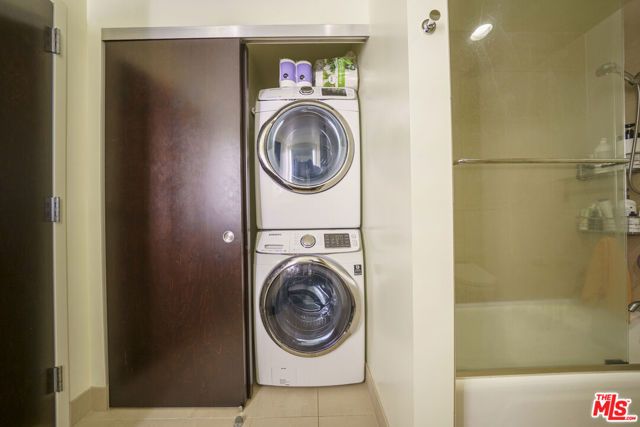 1100 S Hope Street 805, Los Angeles, CA 90015