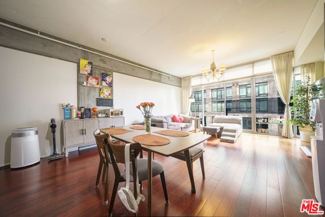 1100 S Hope Street 805, Los Angeles, CA 90015