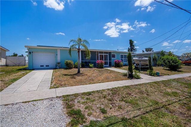 4238 Gardner DR, Port Charlotte, FL 33952