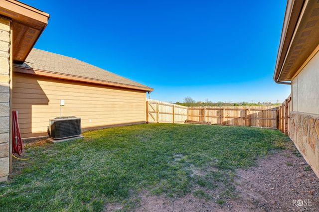 1638 Iowa Avenue, San Angelo, TX 76904