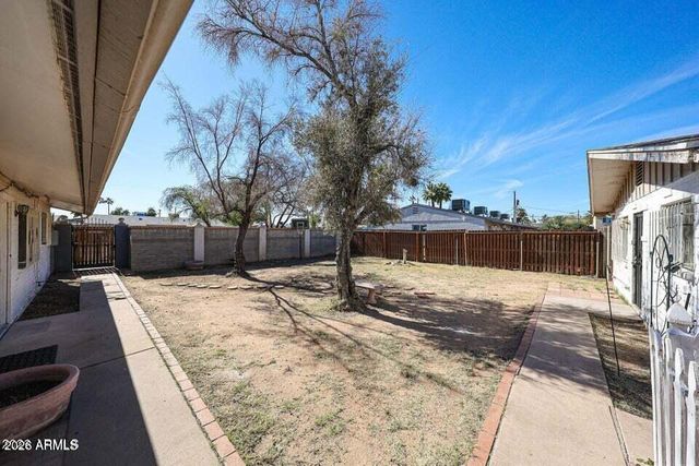 2226 W HEATHERBRAE Drive Apt 2, Phoenix, AZ 85015