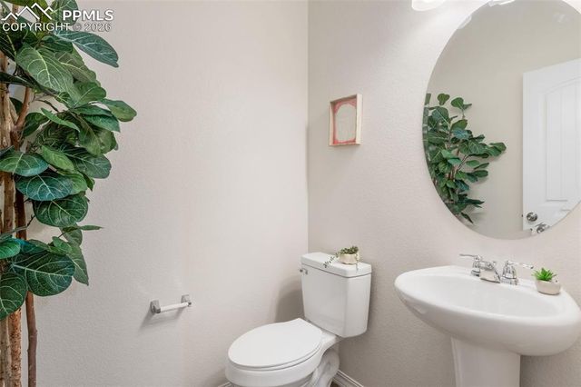 3651 Desert Willow Lane, Colorado Springs, CO 80925