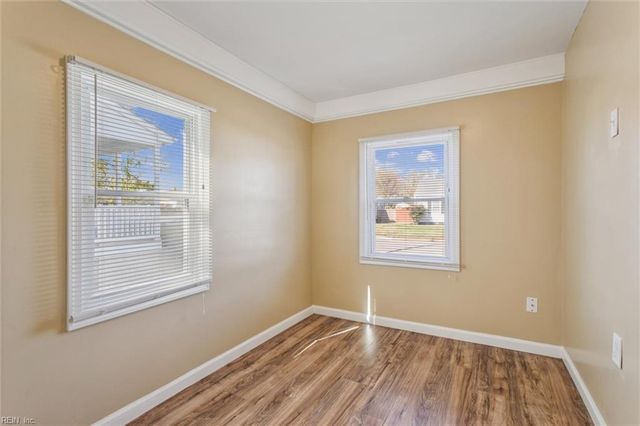 22 Lucas DR, Hampton, VA 23669