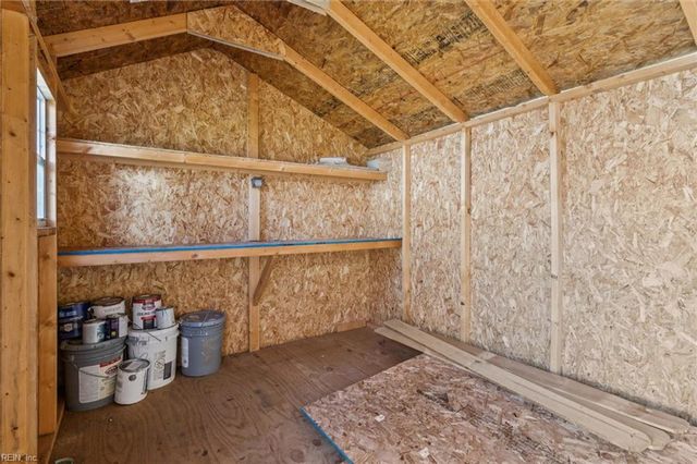 22 Lucas DR, Hampton, VA 23669