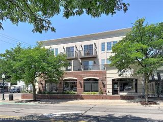 588 S Main Street, Plymouth, MI 48170