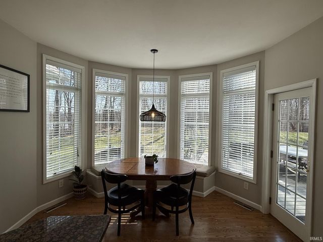 10070 Butternut Drive, Middlebury, IN 46540