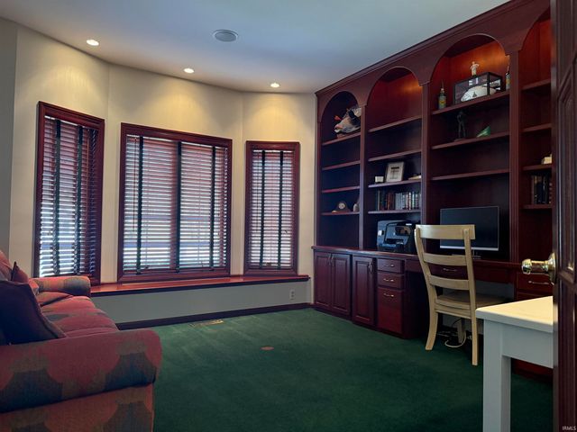 10070 Butternut Drive, Middlebury, IN 46540