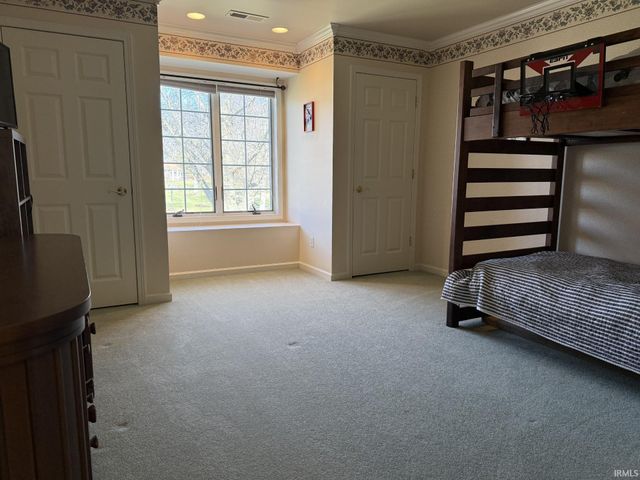 10070 Butternut Drive, Middlebury, IN 46540