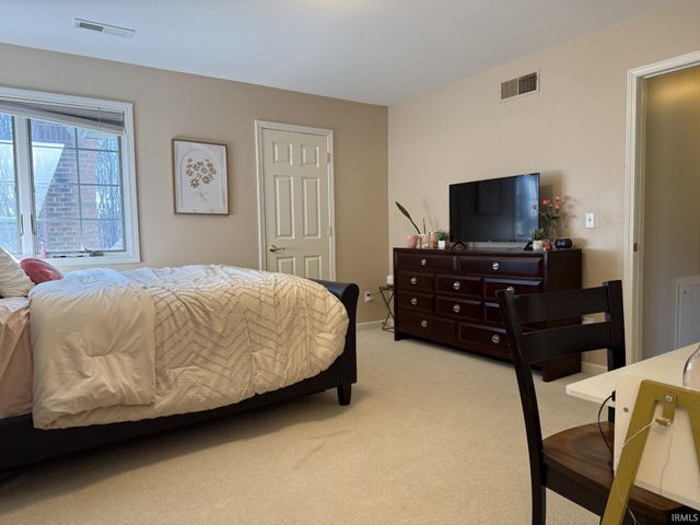 10070 Butternut Drive, Middlebury, IN 46540