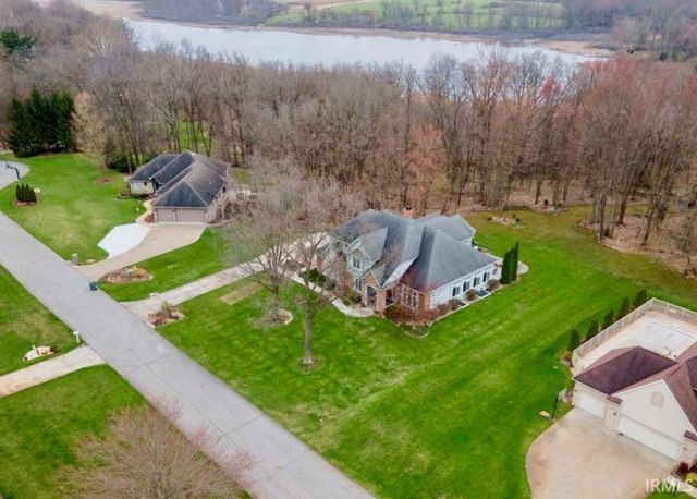 10070 Butternut Drive, Middlebury, IN 46540