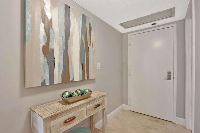 4200 N Ocean Drive 2-903, Singer Island, FL 33404