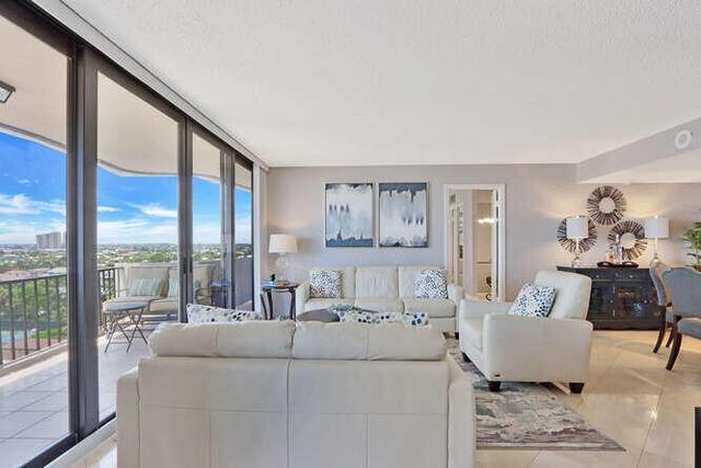 4200 N Ocean Drive 2-903, Singer Island, FL 33404