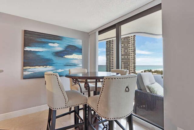 4200 N Ocean Drive 2-903, Singer Island, FL 33404