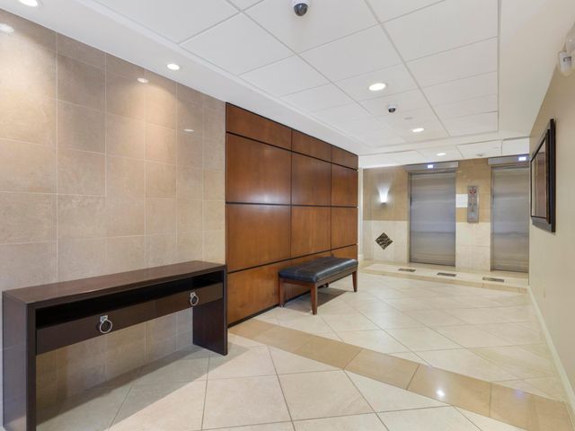 4200 N Ocean Drive 2-903, Singer Island, FL 33404