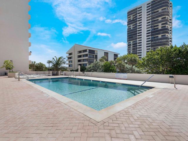 4200 N Ocean Drive 2-903, Singer Island, FL 33404