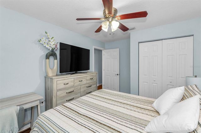 1760 E ORANGESIDE ROAD, Palm Harbor, FL 34683