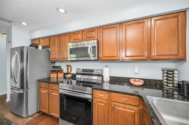 1760 E ORANGESIDE ROAD, Palm Harbor, FL 34683