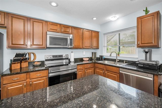 1760 E ORANGESIDE ROAD, Palm Harbor, FL 34683