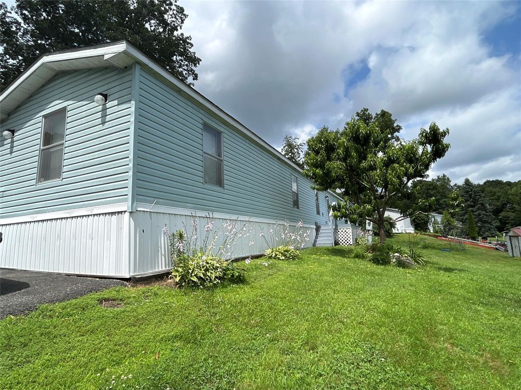 5 Old Post Road #3 39, Millerton, NY 12546