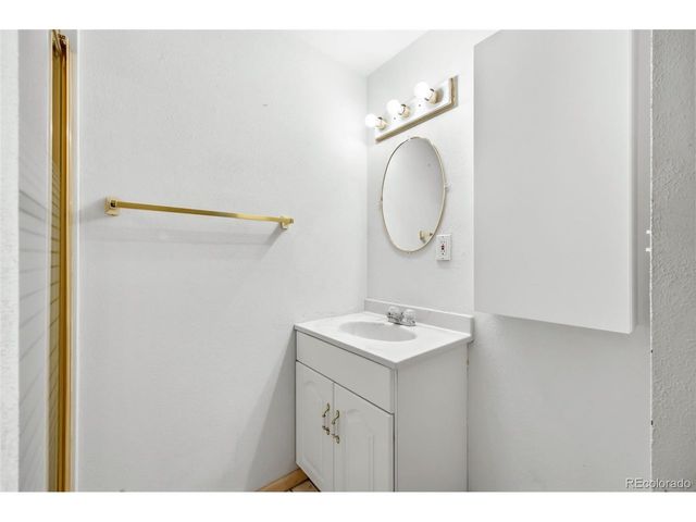 7705 S Cove Cir, Littleton, CO 80122
