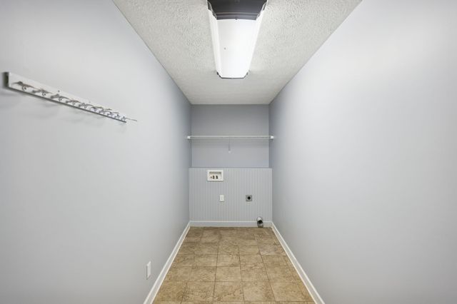 5453 Hillsboro Viola Rd, Manchester, TN 37355