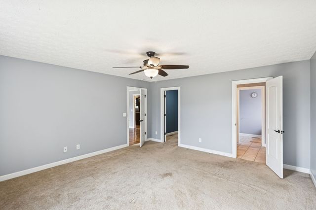 5453 Hillsboro Viola Rd, Manchester, TN 37355