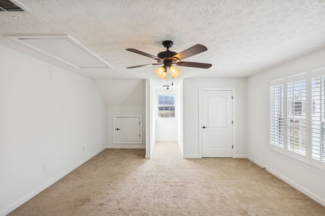 5453 Hillsboro Viola Rd, Manchester, TN 37355