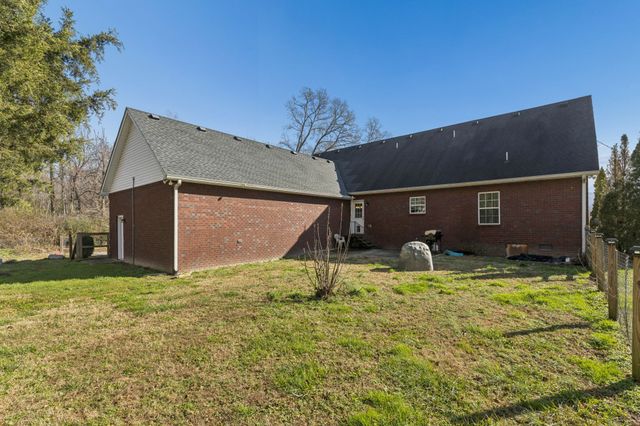 5453 Hillsboro Viola Rd, Manchester, TN 37355