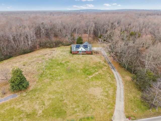 5453 Hillsboro Viola Rd, Manchester, TN 37355