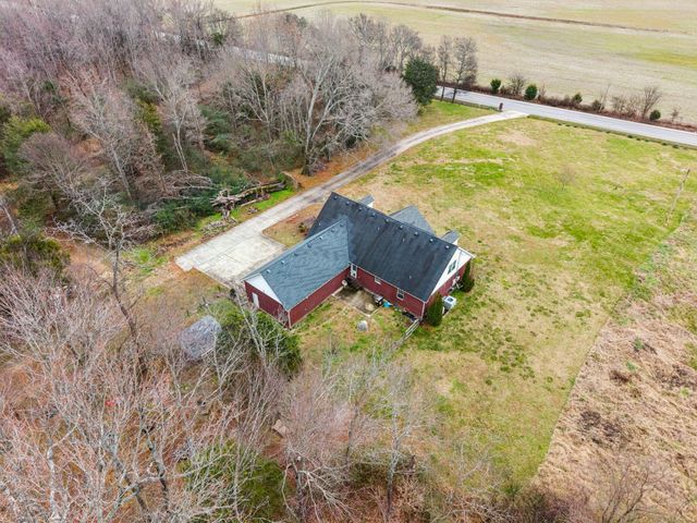 5453 Hillsboro Viola Rd, Manchester, TN 37355