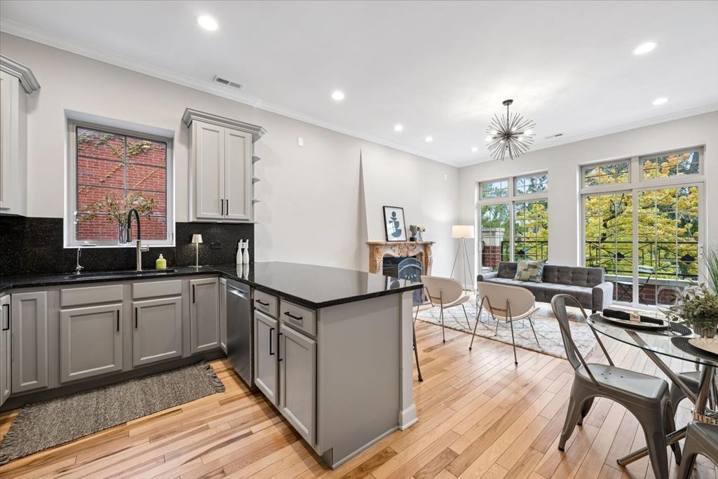 4932 N Harding Avenue 3N, Chicago, IL 60625 — photo 5