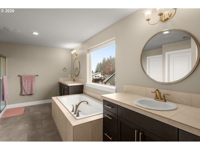 15144 Sw DEEPBROOK Ln, Portland, OR 97224