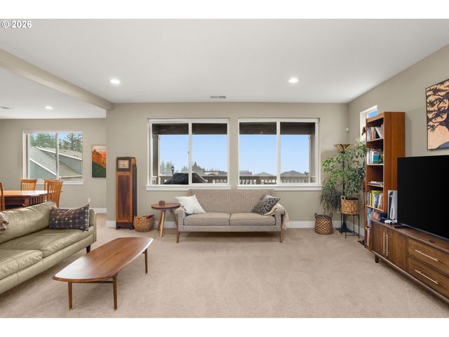 15144 Sw DEEPBROOK Ln, Portland, OR 97224