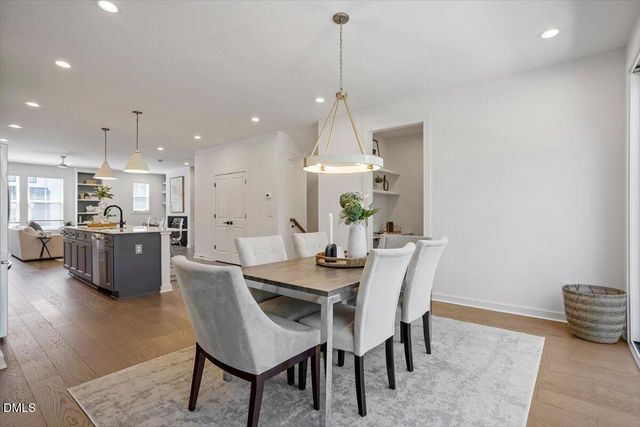 6419 Tanner Oak Lane, Raleigh, NC 27613