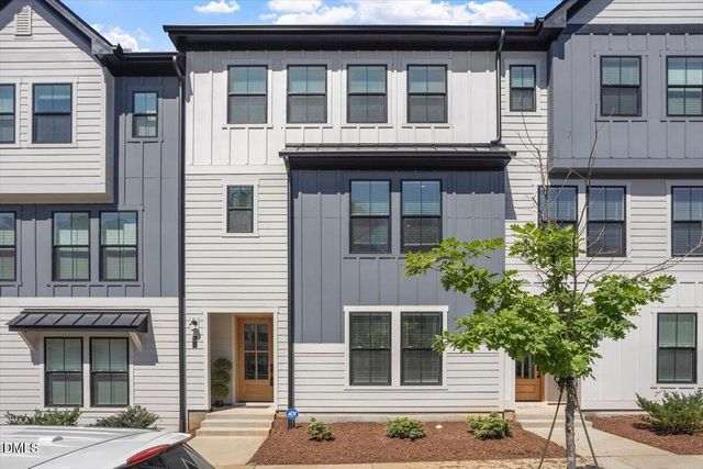 6419 Tanner Oak Lane, Raleigh, NC 27613