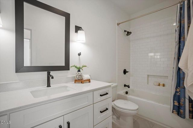 6419 Tanner Oak Lane, Raleigh, NC 27613