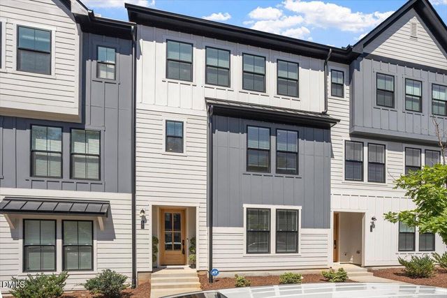6419 Tanner Oak Lane, Raleigh, NC 27613
