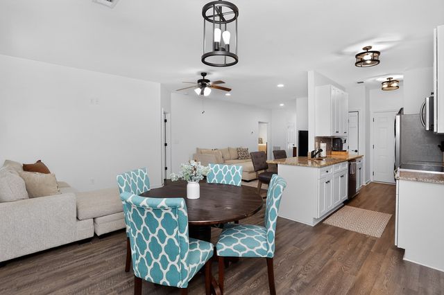 198 Towne Villas Drive, Jasper, GA 30143