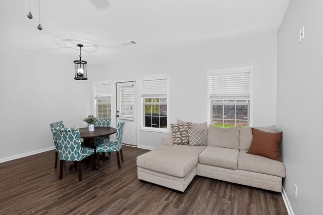 198 Towne Villas Drive, Jasper, GA 30143