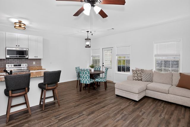 198 Towne Villas Drive, Jasper, GA 30143