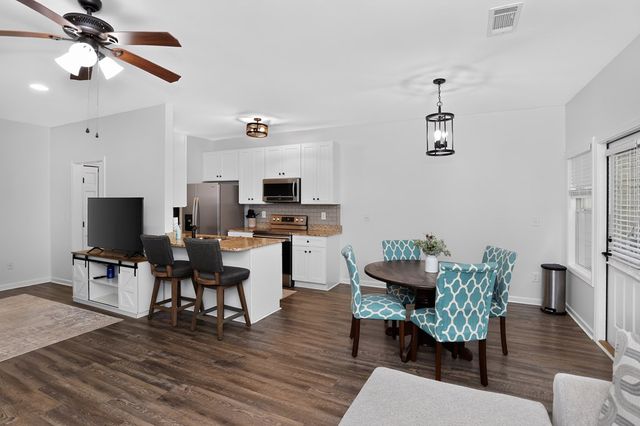 198 Towne Villas Drive, Jasper, GA 30143
