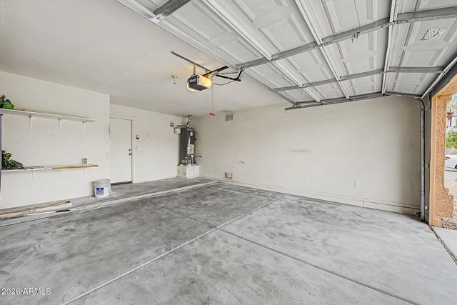 15745 W LATHAM Street, Goodyear, AZ 85338