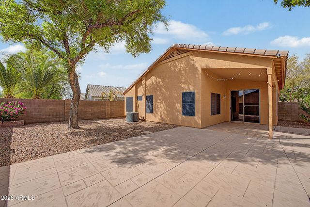 15745 W LATHAM Street, Goodyear, AZ 85338