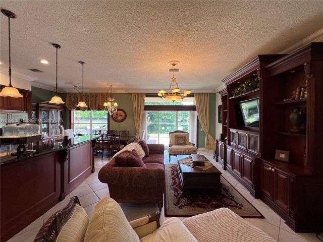 3809 W Eagle Ct 3809, Weston, FL 33331