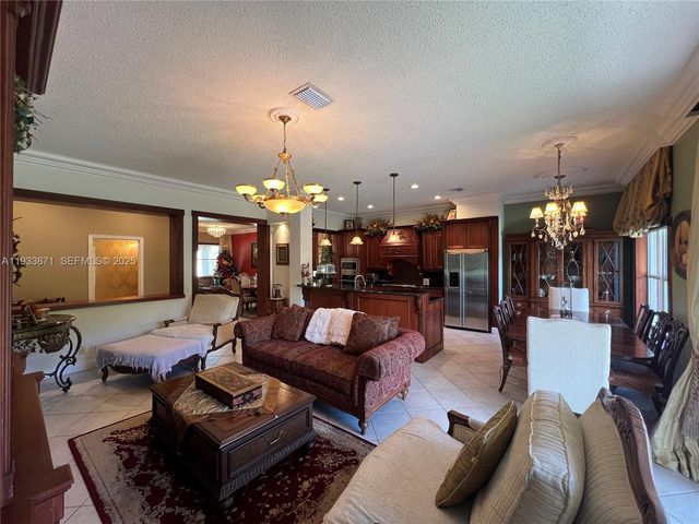 3809 W Eagle Ct 3809, Weston, FL 33331