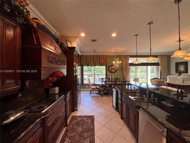 3809 W Eagle Ct 3809, Weston, FL 33331