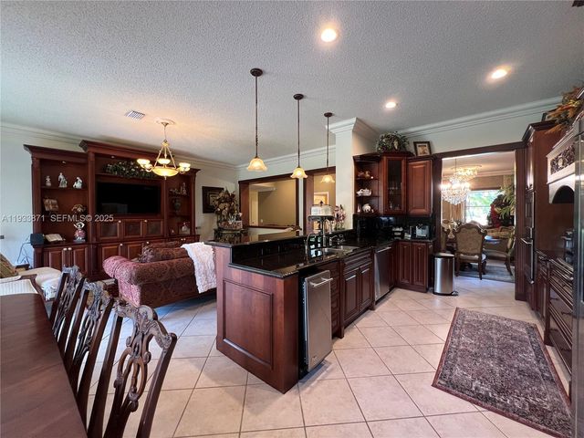 3809 W Eagle Ct 3809, Weston, FL 33331